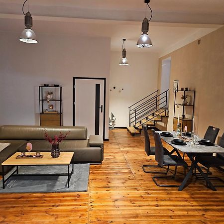Apartament Alte Schule Żarska Zewnętrze zdjęcie