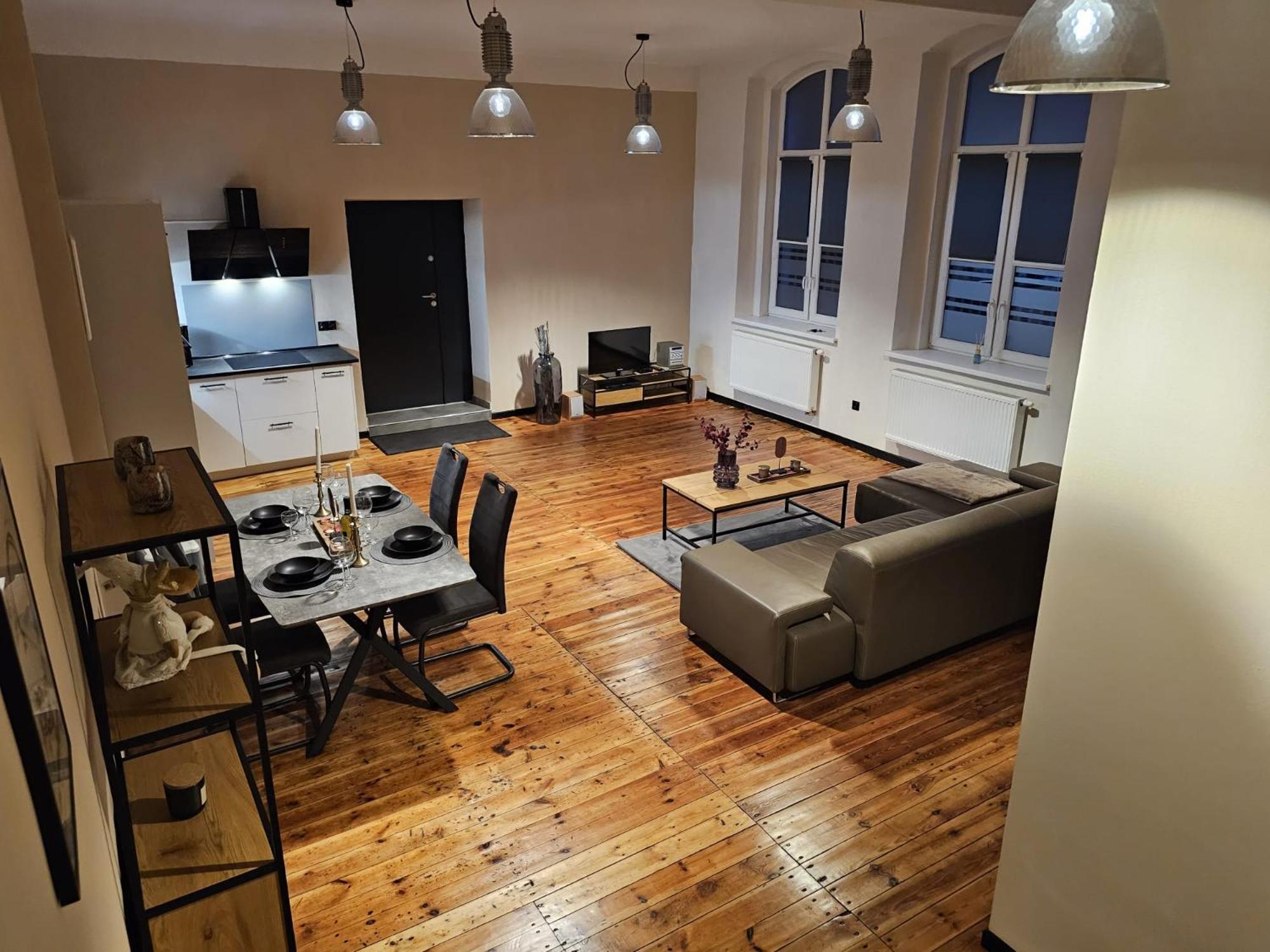 Apartament Alte Schule Żarska Zewnętrze zdjęcie